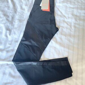 BRAND NEW H&M Black Leggings with Mesh Design (Size S)